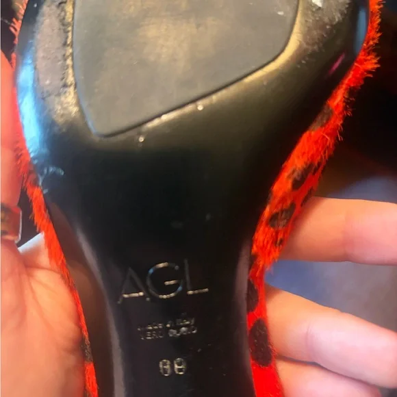 AGL Red Orange and Black Polka Dot Pony Hair Kitten Heels Size 39 - Picture 7 of 8